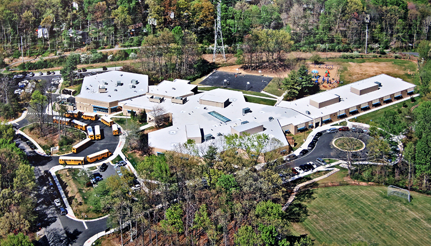 Aerial photograph of Sunrise Valley Elementary School.